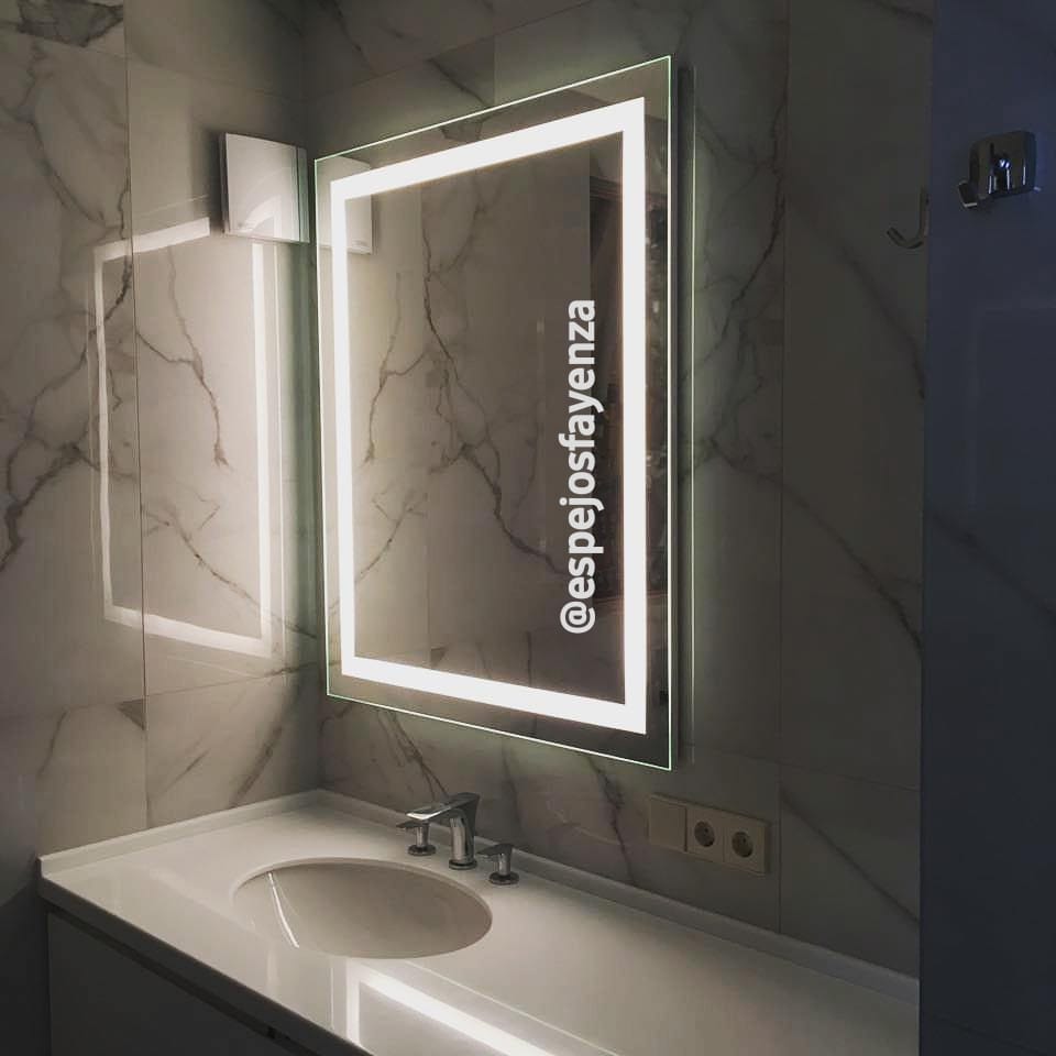Espejo deneb 110X80X4mm luz led touch